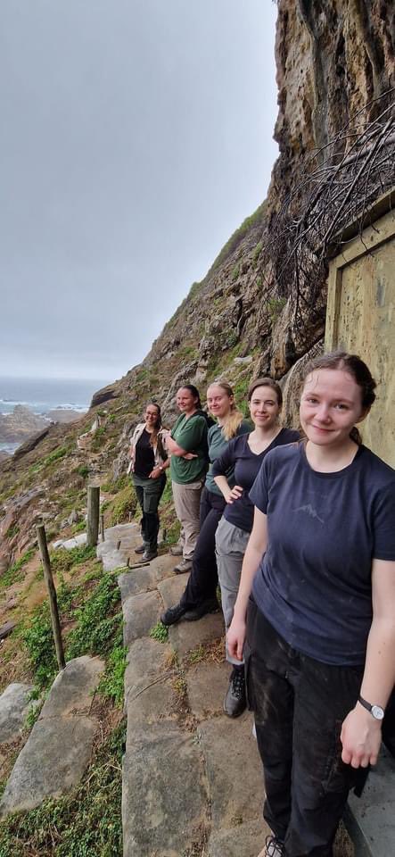 Week five of working with my first all-women #archaeology excavation team this #InternationalWomensDay at Blombos Cave <a href="/SapienCE_UiB/">SapienCE - Centre for Early Sapiens Behaviour</a> ! 🤩 All amazing archaeologists I’m lucky to know! ❤️☺️