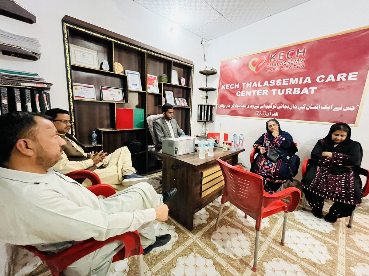 irshadArif_'s tweet photo. 1/2 On this International Women's Day, I would like to express my gratitude to Madam Sabina Khatri , the founder and chairperson of the Kiran Foundation. Through her incredible compassion and dedication to humanity, she has brought about significant positive changes not only... https://t.co/5sXXx7Nn5o