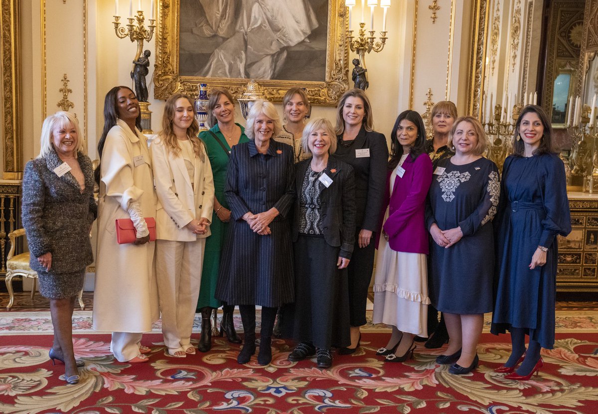 RoyalFamily's tweet photo. On #InternationalWomensDay, The Queen Consort has welcomed inspiring women from across society - from entrepreneurs and athletes, to entertainers and authors - to Buckingham Palace.

👭 Together, guests celebrated the achievements and impact of women in a wide range of fields. https://t.co/4nQQCtvrRj