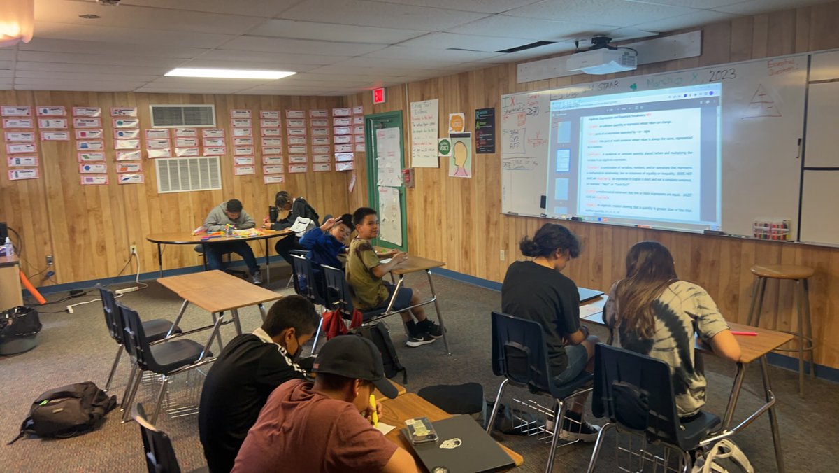 6th grade teaming up on math vocabulary! #WeFlyBetterTogether @JDrugan_PK8