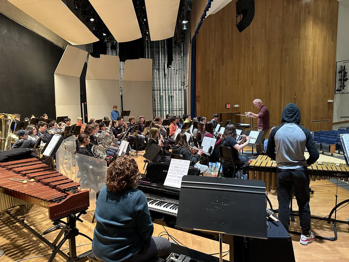 WGbandborsz's tweet image. So excited to welcome Dr. Brian Doyle from the Crane School of Music at SUNY Potsdam for the 55th West Genesee Festival of Bands!  Concert is Thursday at 7:30pm!
