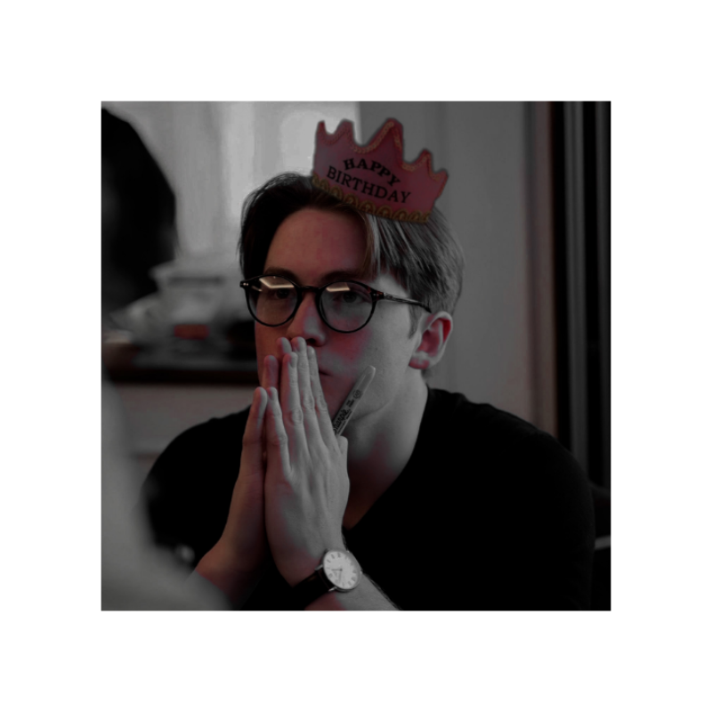 G0LDENRETRIEV3R's tweet photo. ⠀⠀⠀⠀⠀
⠀⠀⠀⠀⠀       
⠀  ⠀         the 𝗯𝗶𝗿𝘁𝗵𝗱𝗮𝘆 boy !!!
⠀⠀⠀⠀⠀
⠀⠀⠀ https://t.co/ExA2SejBBq