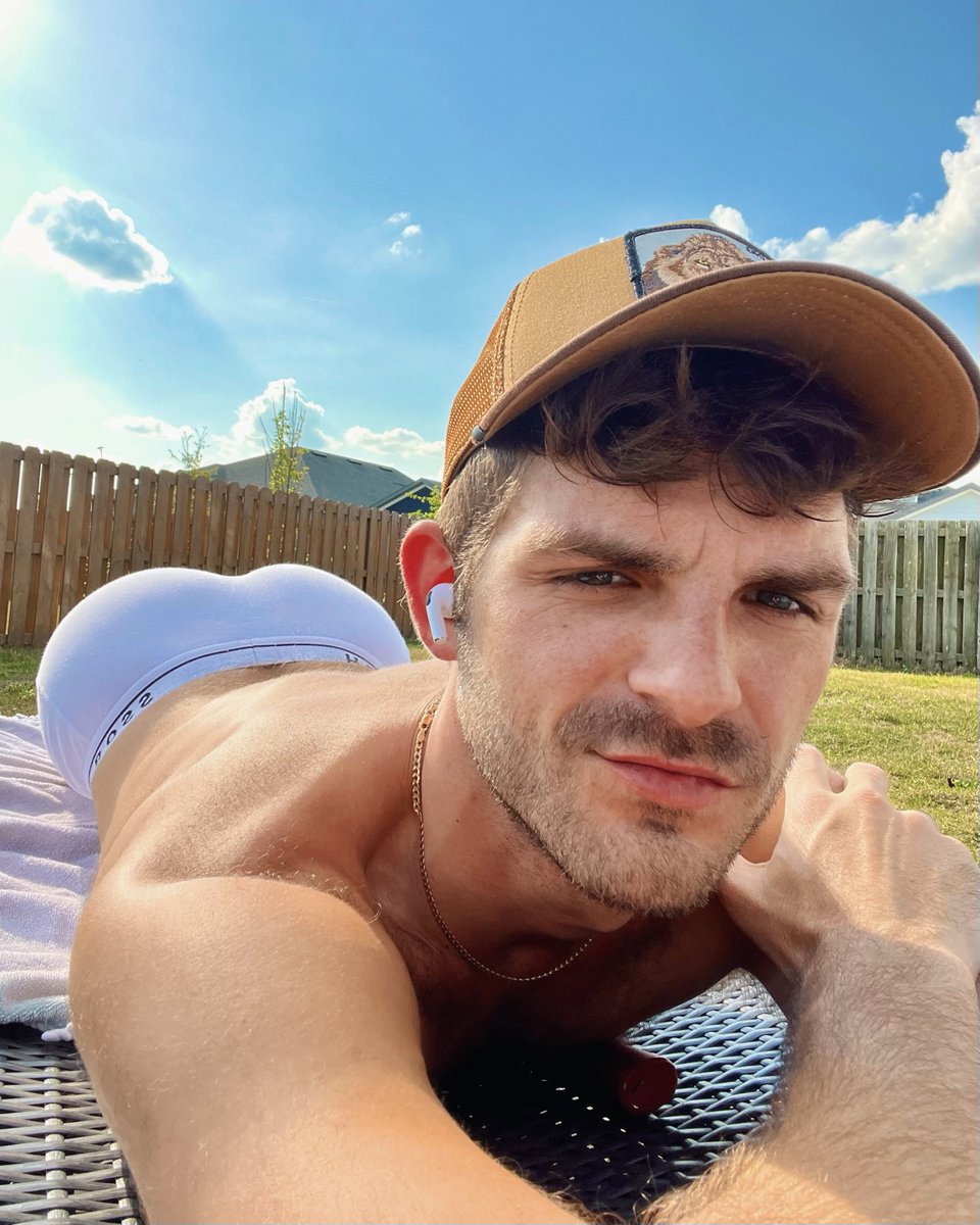 Jeff On Twitter Always Working On These Tan Lines jeff-on-twitter-always-working-on-these-tan-lines