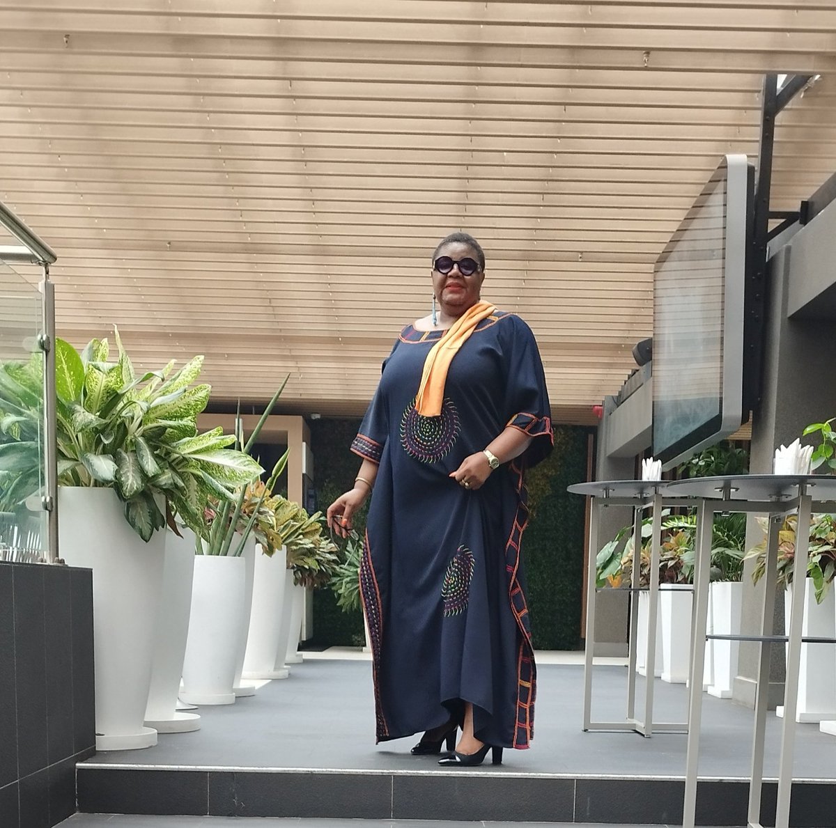 Dbergeline's tweet image. "Tous les êtres humains naissent libres et égaux en dignité et en droits. Ils sont doués de raison et de conscience et doivent agir les uns envers les autres dans un esprit de fraternité."
La femme est un être humain.
Women Rights are Human rights 
#LaBase
#IDW2023