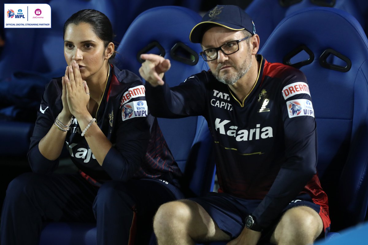 HotstarReality's tweet photo. 'Pad up for the next match, Sania!' 

#RCB #TATAWPL https://t.co/QvTE5Pxvrp