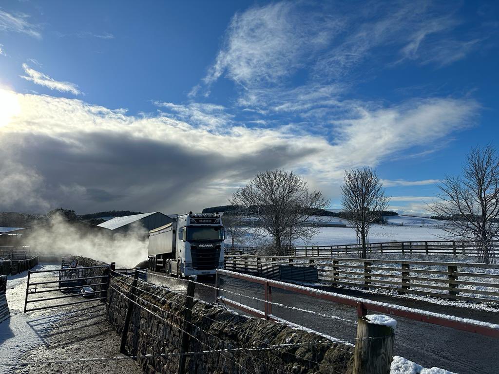 What amazing scenery ❄️☃️#DeardensHaulage #WinterWonderLand #Scania