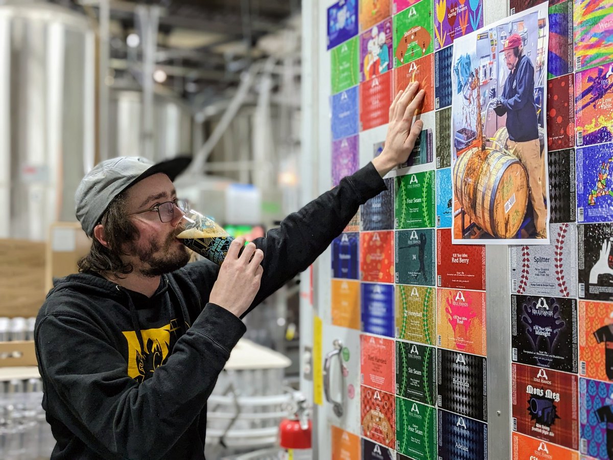 idlehandsbeer's tweet image. Be like Jake and drink a beer out of a 2023 @massbeerweek glass! They are going quick but we still have a few available in the Taproom!

#massbeerweek #mabeer #properglassware #drinklocal #supportlocal #malden