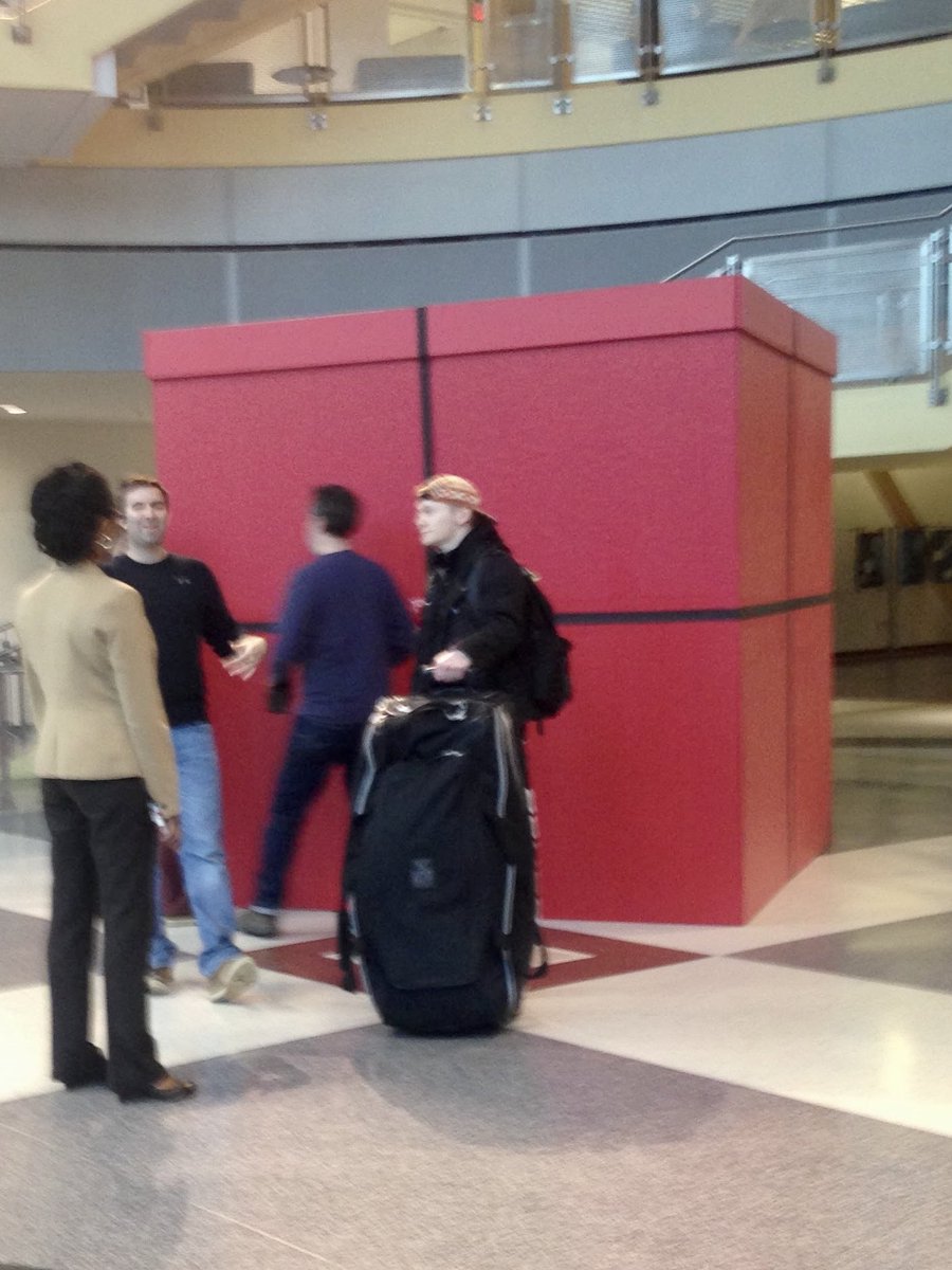 Throwing it back to when I started my #GivingDayUMD journey by hopping out of a box in my @mightysoundofmd uniform with @testudo_umd @marylandcheer @marylanddanceteam and more in 2016! 

Please donate to the Marching Band Instrument Fund today! givingday.umd.edu/campaigns/band…