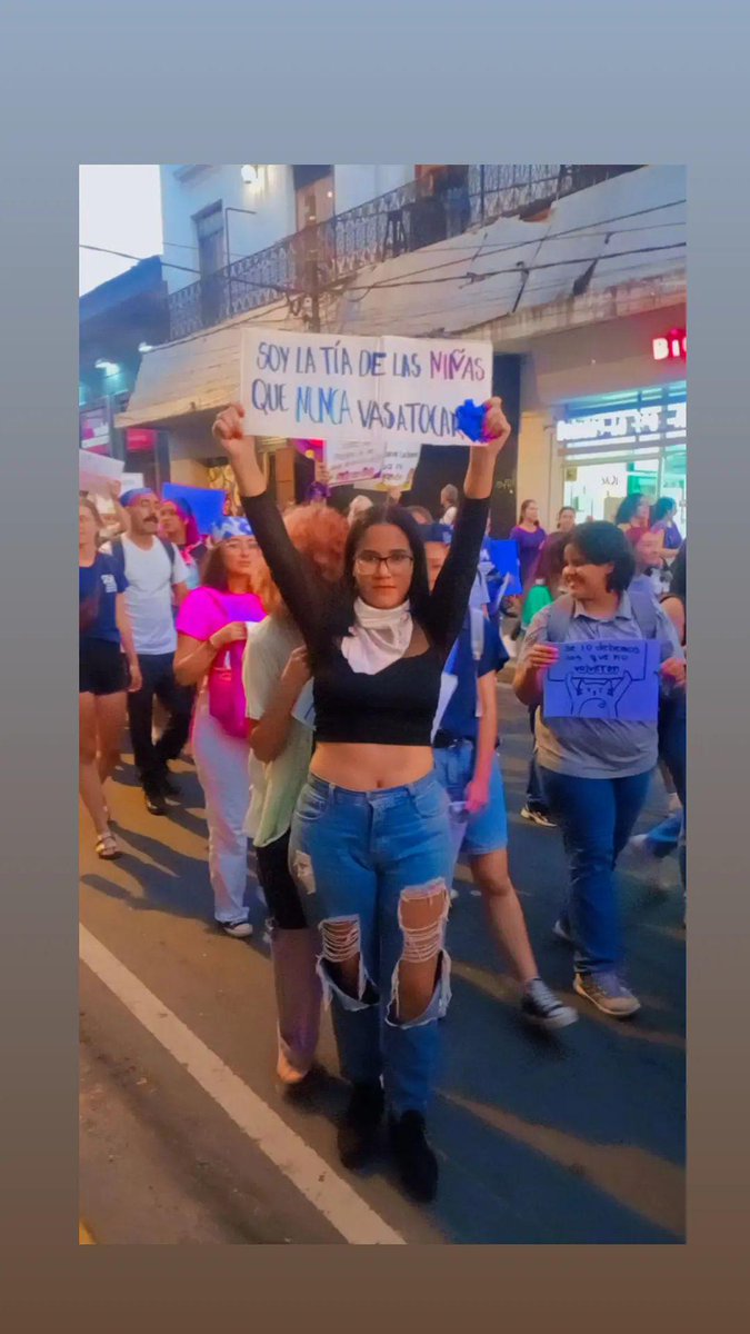 Soy la tia de las niñas que NUNCA vas a tocar. #8DeMarzo #InternationalWomensDay #DiaInternacionalDeLaMujer #DiaDeLaMujer #8M2023 #8Marzo #8marzo2023 #8Marzo #8MPy