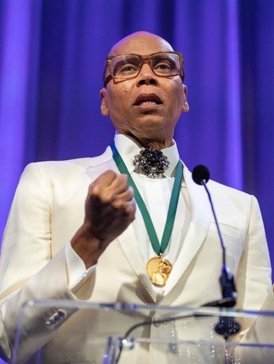 DoraisBurt's tweet photo. I want @RuPaul to make an appearance at my rave tomorrow. twitter do your thing https://t.co/Z0DFo1mC5b