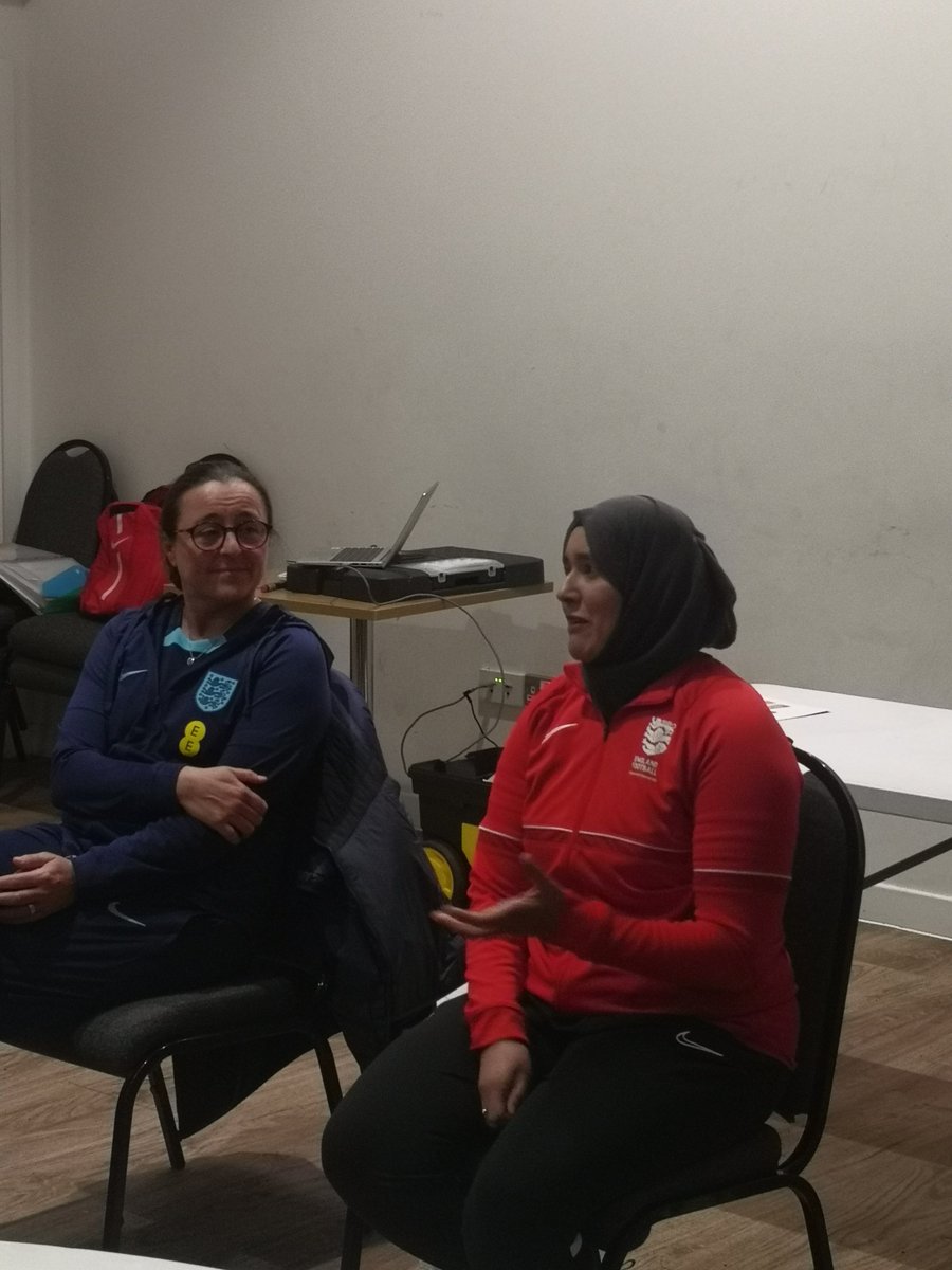 Wakie3's tweet photo. Tonight @AveleyFC the @EssexCountyFA Female coaches network got together to celebrate
#IWD23 Great to hear @Yasmin_H_83 journey. Thanks for delivering @Mux1972 & Danny. ๐ See you all on the 13th. https://t.co/OrjLLztRGr