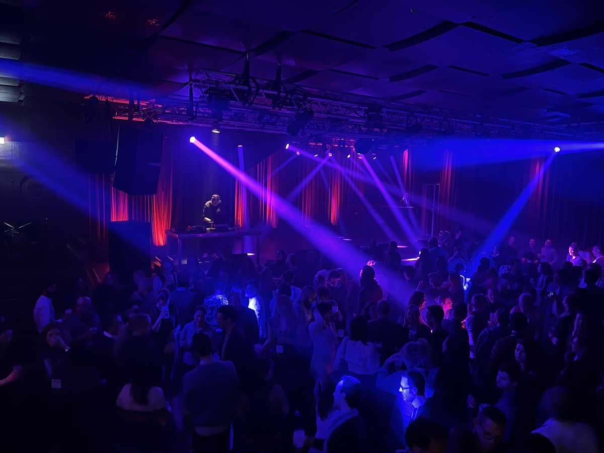 Well done #ECFG16 ! After a fabulous conference, the fungal community hits the dance floor!