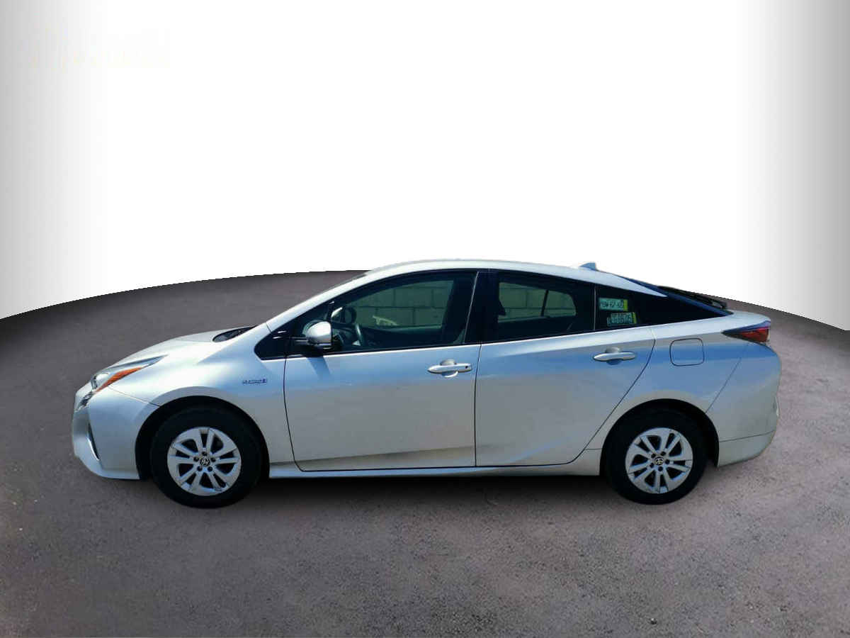 MetepecJac's tweet image. Se vende Toyota Prius 2016 Usado

  Precio: $ 295,000 MXN Negociable

  Transmisión: Automática

  Color: Plata

  Kilometraje: 95,800Km.

  Ubicación: Metepec, México

  ref20701975 #MaxiPublica #AutosEnVenta