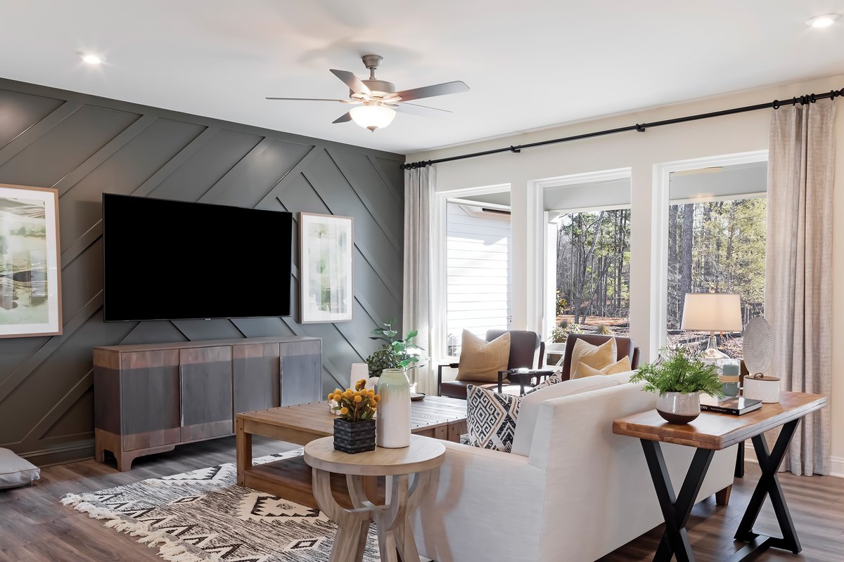 DavidWeekley's tweet photo. The LifeDesign℠ advantages of The Northwind home plan let you truly make the open floor plan your own. See more: https://t.co/YDayXuimg0 #DavidWeeleyHomes #DWHEncore #HomeDesign #55Plus #NewHome https://t.co/l6tlqWuN82