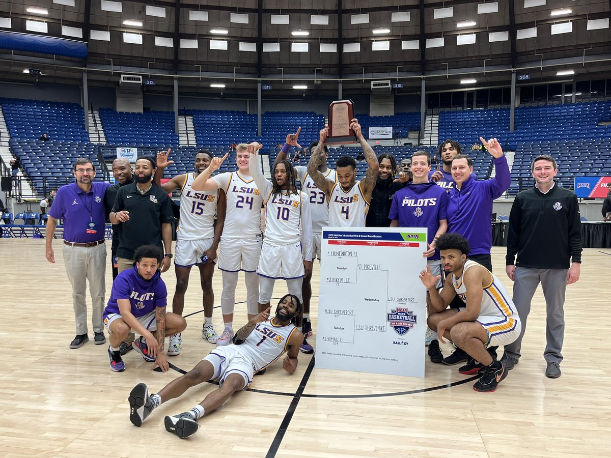 LucasMorganAD's tweet photo. Back to Back Regional Champions! @LSUSMBB https://t.co/W0eDYUBfNe