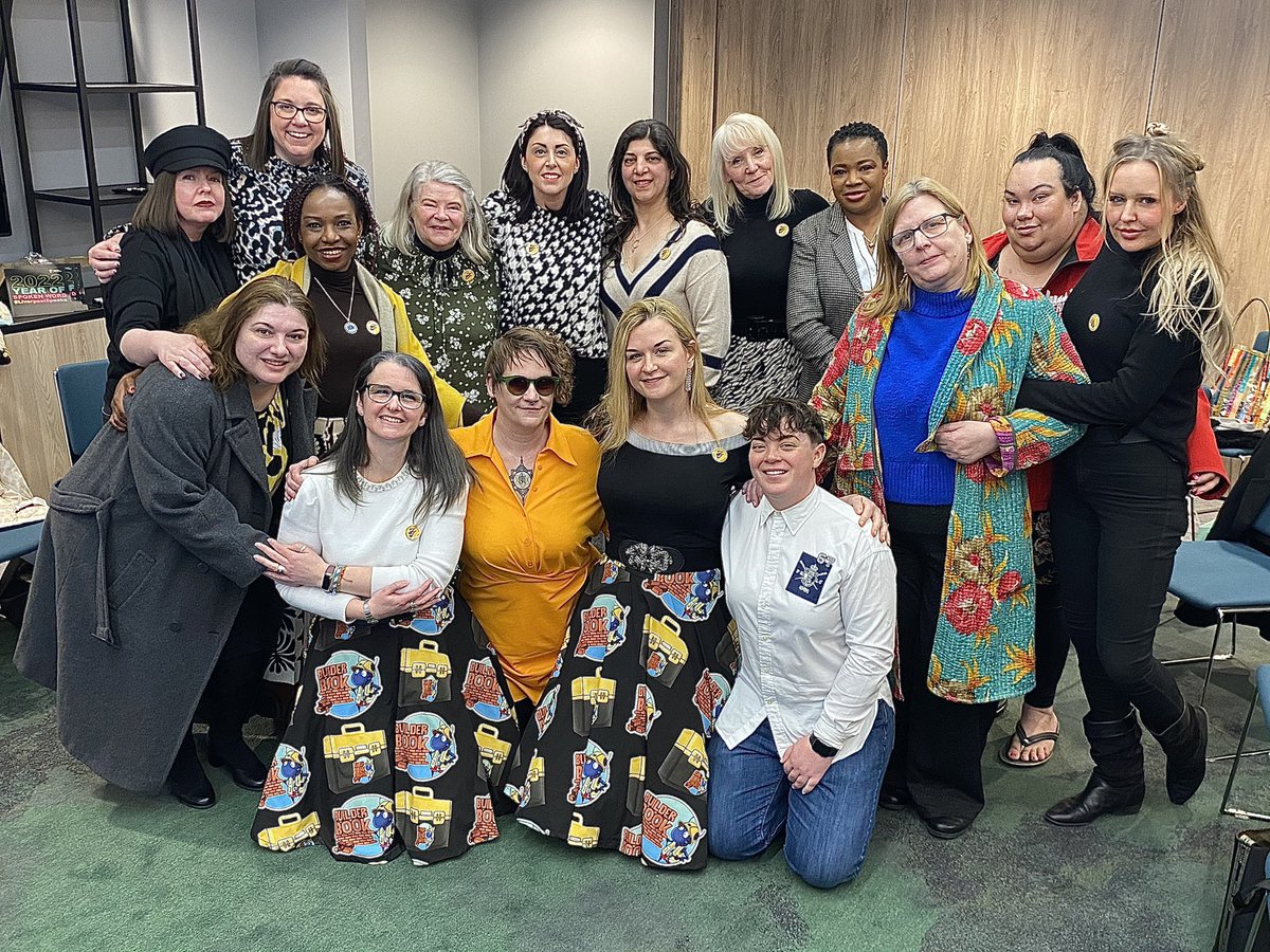 What an inspiring female forum today @NovotelPadVill for #IWD2023 discussing this years theme #EmbraceEquity Thank you @CllrBMurray for the invitation.Great to see @NaheedandTahir @BillingReeves @JudeLennonBooks and all forum #WomensDay #networking #femaleforum #liverpoolspeaks