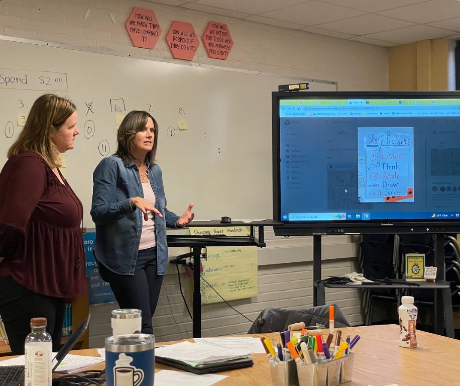 ghapspeach's tweet image. The ultimate show-and-tell is when vertical &quot;dream teams&quot; share their collab efforts around student math learning. We added a dash of #MiMathEssentials in for another layer of what&apos;s next. @SolutionTree @jenn_dienhart @ghschools #cultureofcollaboration