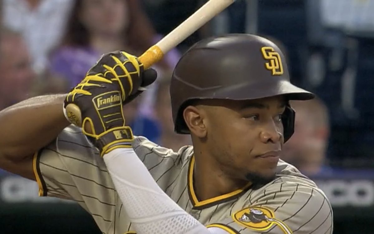 Giannis Auntiegotapoodle on Twitter "Azocar going with the bigger knob