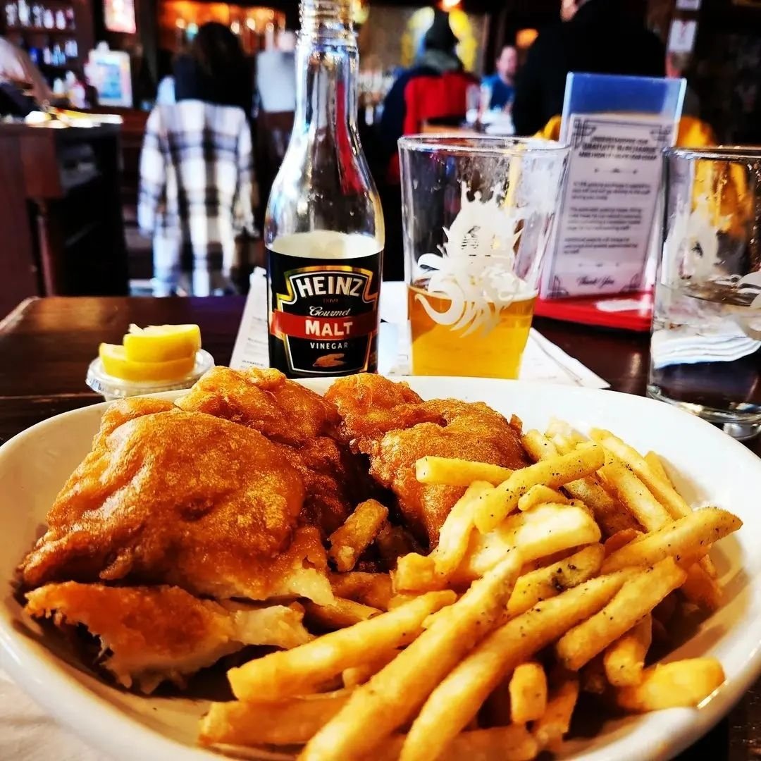 ThreeKingsPub's tweet photo. When your neighbor @IronAgeStudios helps their customers work up and appetite, we take care of the rest. #cheers #ThreeKingsPub #ucityloop
Reposted IG@jackrabbitslim1 Little ink, little eats, little drinks, that is the drill. https://t.co/37GzBNGtxm