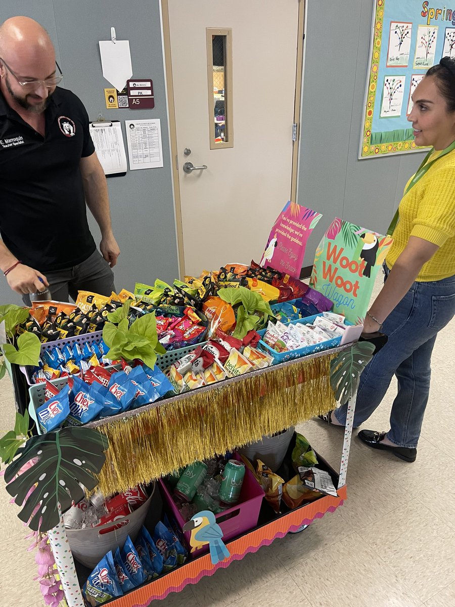 Angela Villarreal tweet media