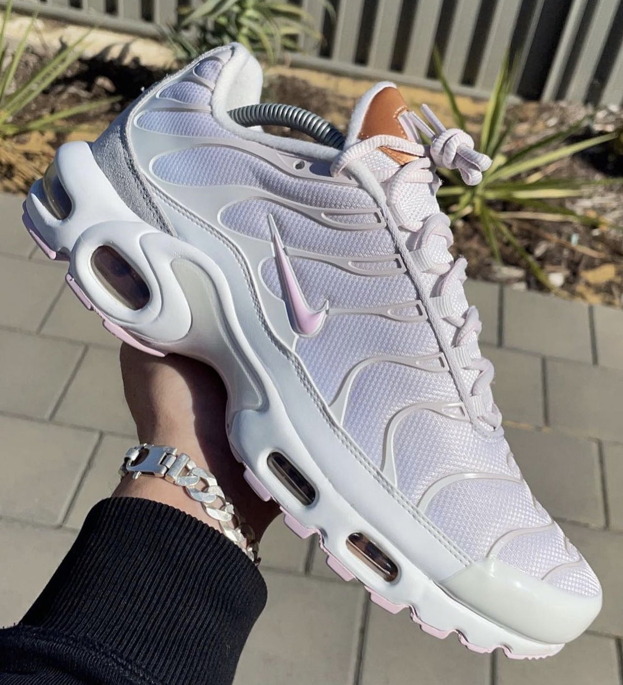 Air max plus pink foam cheap