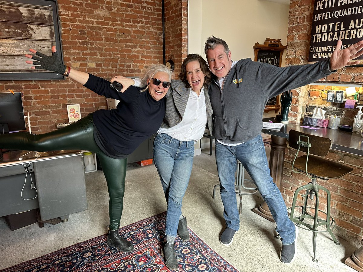 LizTaylorACTOR's tweet image. …. And That’s a Wrap on a Fabulous #voiceover for a @Disney #animation project.  I’m Soooooo #grateful for the amazing opportunity!!!!!!! Thank You @BrownBagFilms 🤗🤗🙏💖💖💖 
I LOVE YOU TONS!!!!!