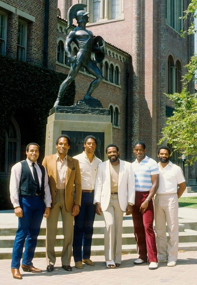 jacktatumdocum1's tweet photo. CLARENCE DAVIS Jack’s best friend was CD. They join the Raiders the same year. Pictured here with USC’s tailbacks, Anthony Davis, O.J. Simpson, Marcus, Allen, CD, Ricky, Bell, and Mike Garrett. #JackTatumDocumentary #ClarenceDavis #USCFootball #TailbackU https://t.co/KjXBf2bn5U