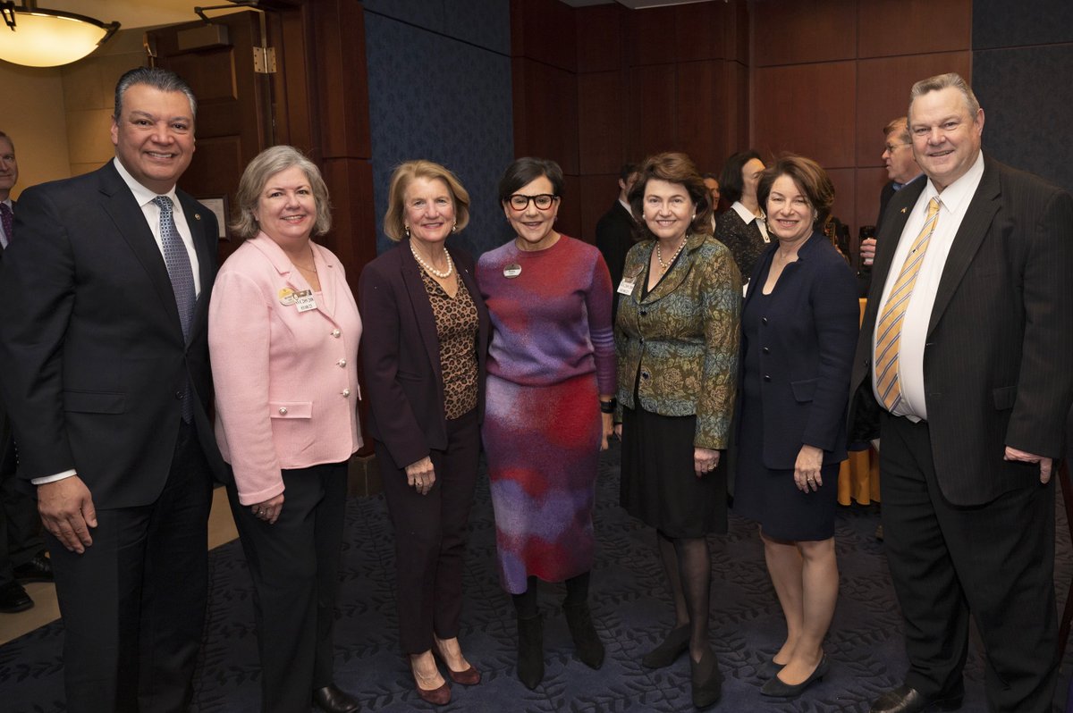 Penny Pritzker (@pennypritzker) on Twitter photo You can't tell America's story without women's history. As Chair of the Smithsonian American Women's History Museum Advisory Council & in celebration of #InternationalWomensDay, I encourage you to follow <a href="/SIAmericanWomen/">Smithsonian American Women's History Museum</a> to learn about the many women who have shaped our country. You can't tell America's story without women's history. As Chair of the Smithsonian American Women's History Museum Advisory Council & in celebration of #InternationalWomensDay, I encourage you to follow <a href="/SIAmericanWomen/">Smithsonian American Women's History Museum</a> to learn about the many women who have shaped our country.