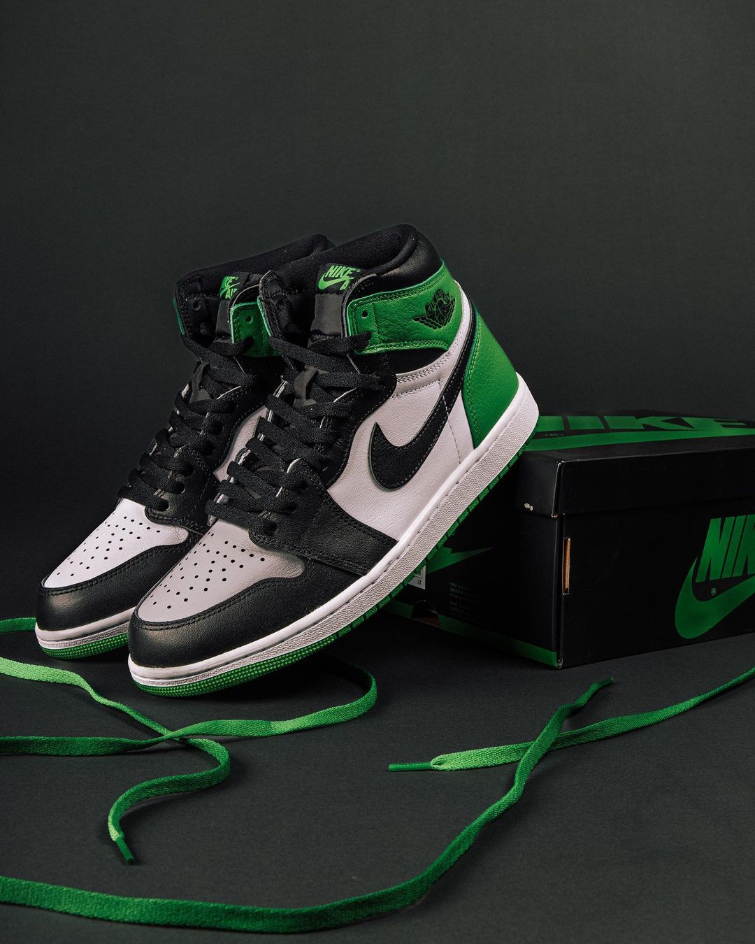 Sneaker News on Twitter: