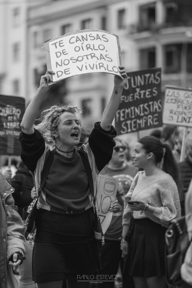 paabloestevez's tweet photo. ¡Así ha vivido Badajoz el Día Internacional de la Mujer! ¡Feliz 8M! 💜 https://t.co/OQsQLpI4Zg