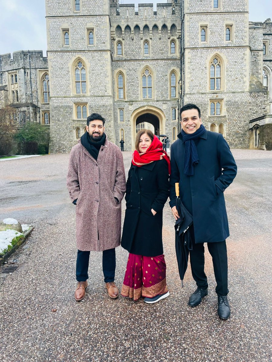 At Windsor Castle today, receiving an MBE- thanks to #dance sector folk ⁦@mira_misra⁩ ⁦@onedanceuk⁩ for noms congratulations to ⁦@JVCompany⁩ ( we are big fans)lovely chat with #HRH Anne about SS ⁦@The_Lowry⁩ even dropped #RiteofSpring ⁦@seetadances⁩