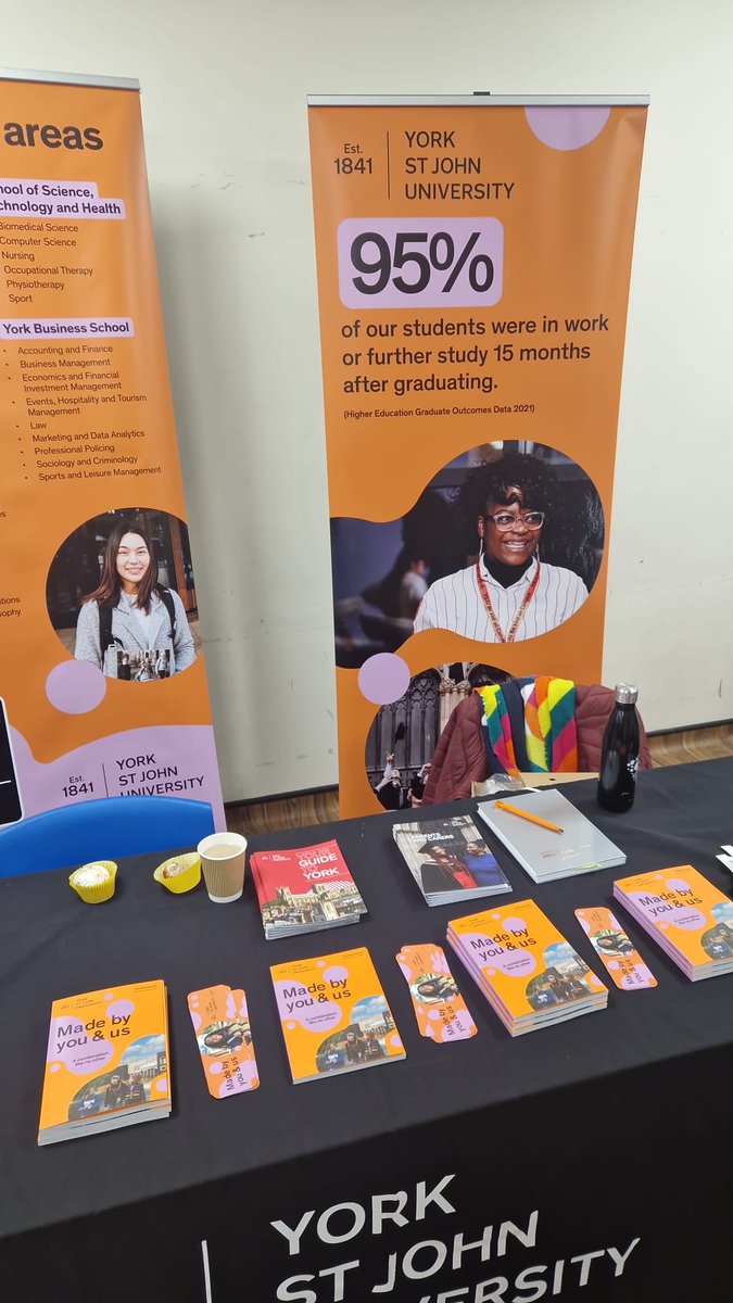WYP_JScatchard's tweet image. The Positive Action team are in Castleford this evening at a Deaf Awareness Event featuring the brilliant PC Emily Ogden who has worn hearing aids from a young age.  @CastlefordAcad #InternationalWomensDay #policerecruitment #positiveaction #deafawareness
