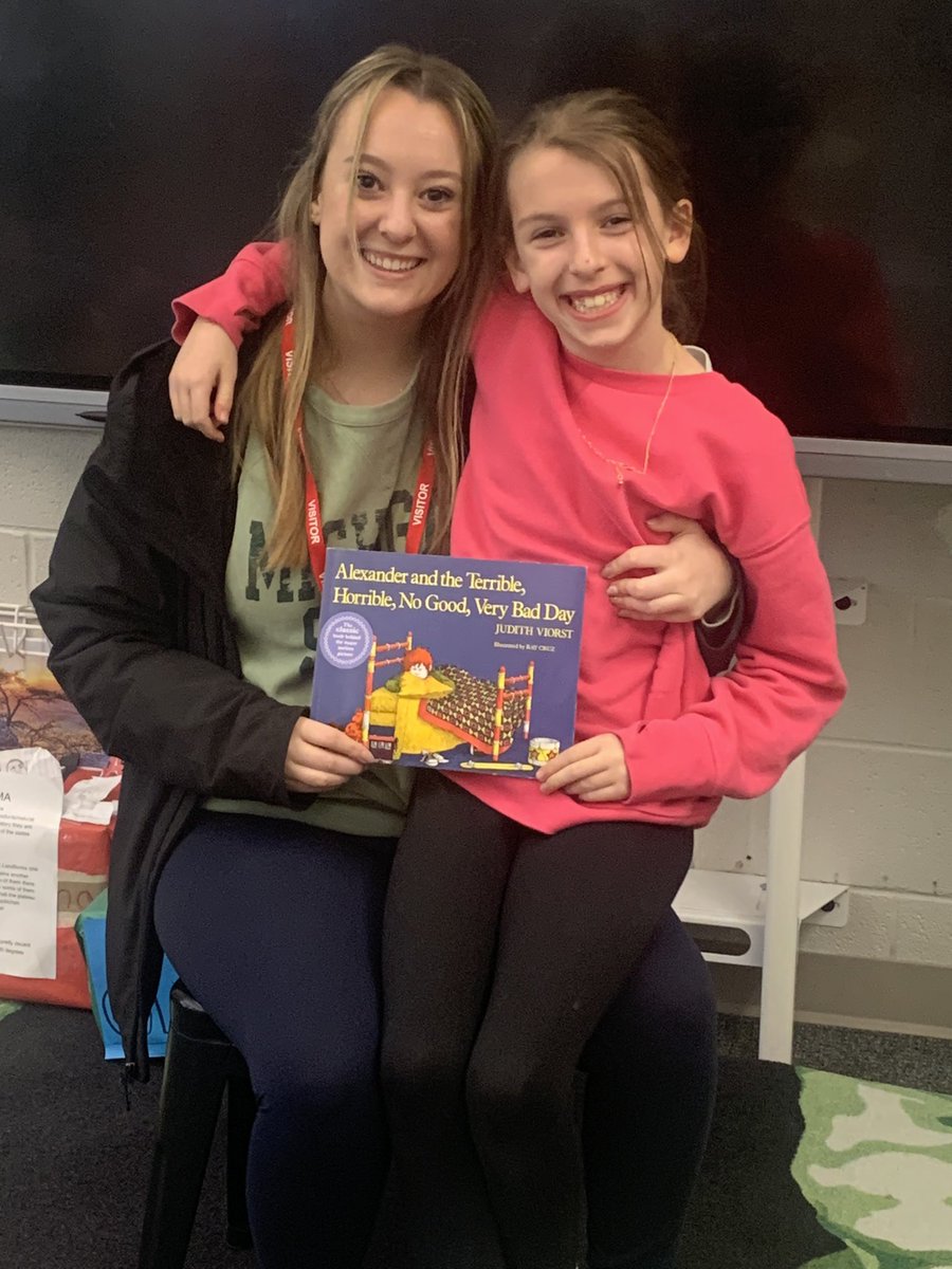 missmacsecond's tweet image. We had a fun wacky hair day today! Thanks to our mystery reader!!!!