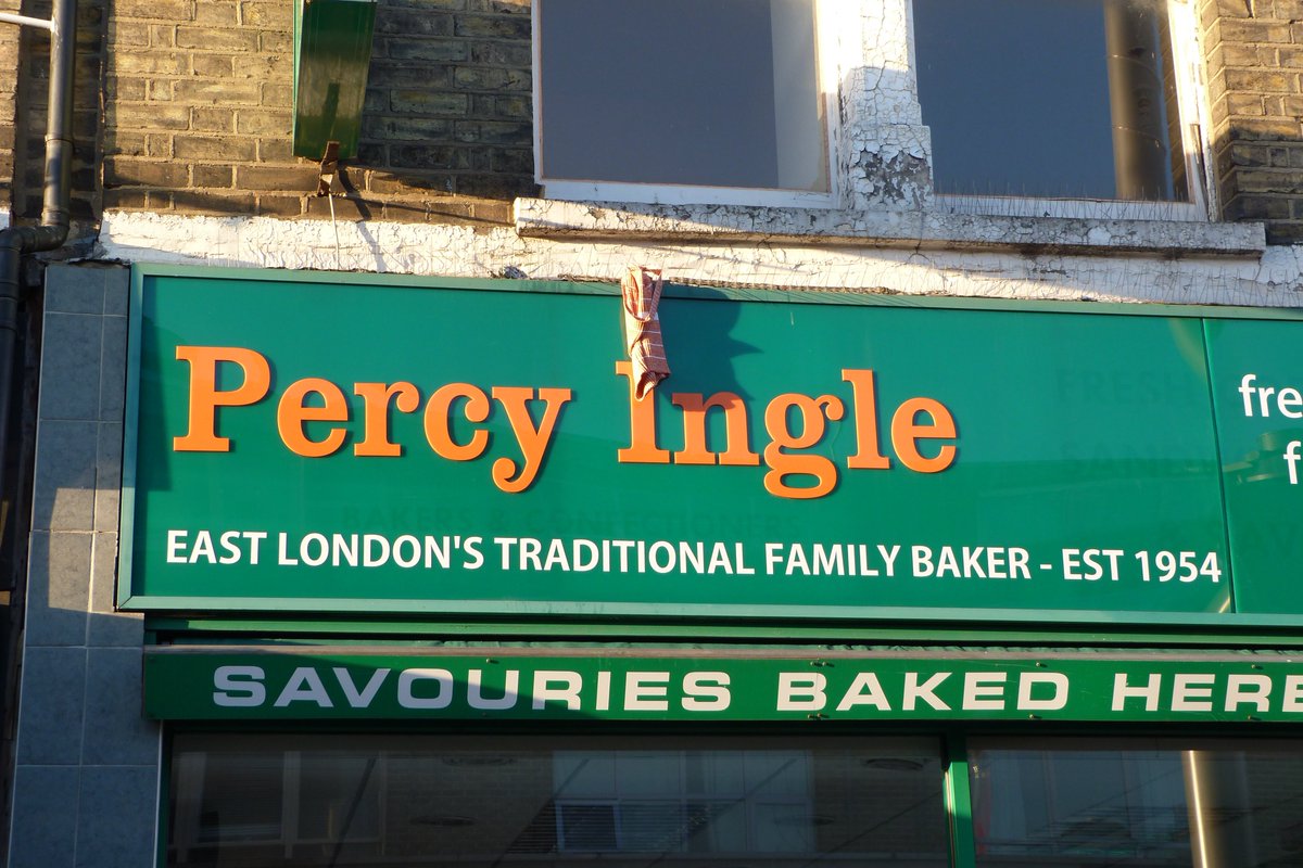 Bring back Percy Ingle’s NOW. Hands down the best bakery the UK had. <a href="/GreggsOfficial/">Greggs</a> could NEVER!