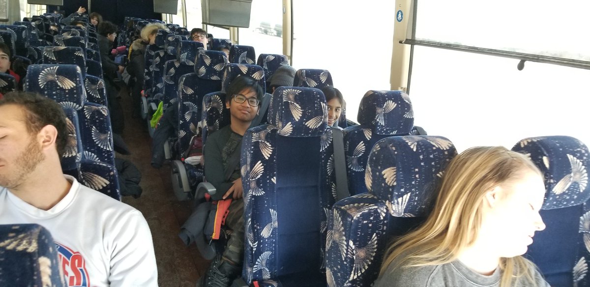 216Suh's tweet photo. @brownridgeps we miss our bed...only about an hour away https://t.co/tuI2tH14sm