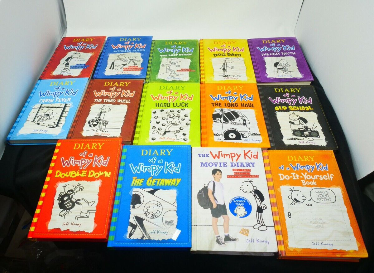 tize4PF's tweet photo. just got into manga how’s my collection looking https://t.co/KxQs1k6OUl