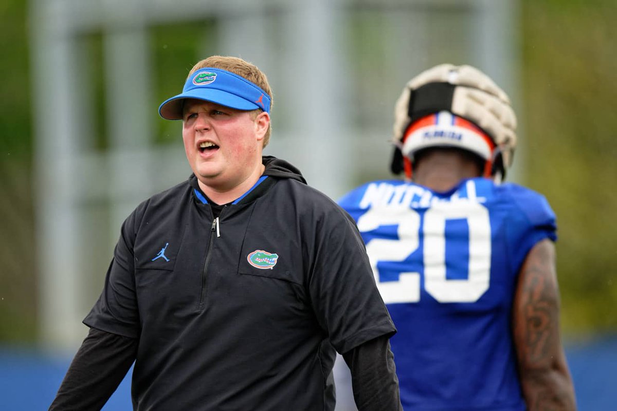 GatorCountry's tweet photo. Gators' defensive coordinator Austin Armstrong brings high energy levels to Florida's Spring practices.

STORY: https://t.co/NfCOOLHNzr https://t.co/f8HesxcIko