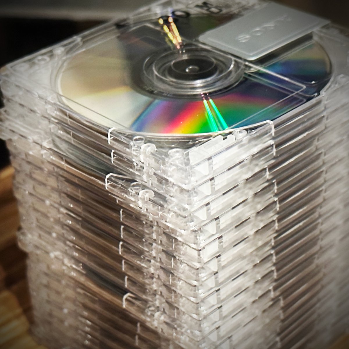 n5MD's tweet photo. Even though our loading belt has gone bad we're getting the limited run of MDs for MD317 done. Where there's a will, there's a way #minidisc #minidisk https://t.co/ROiMCJL2mx