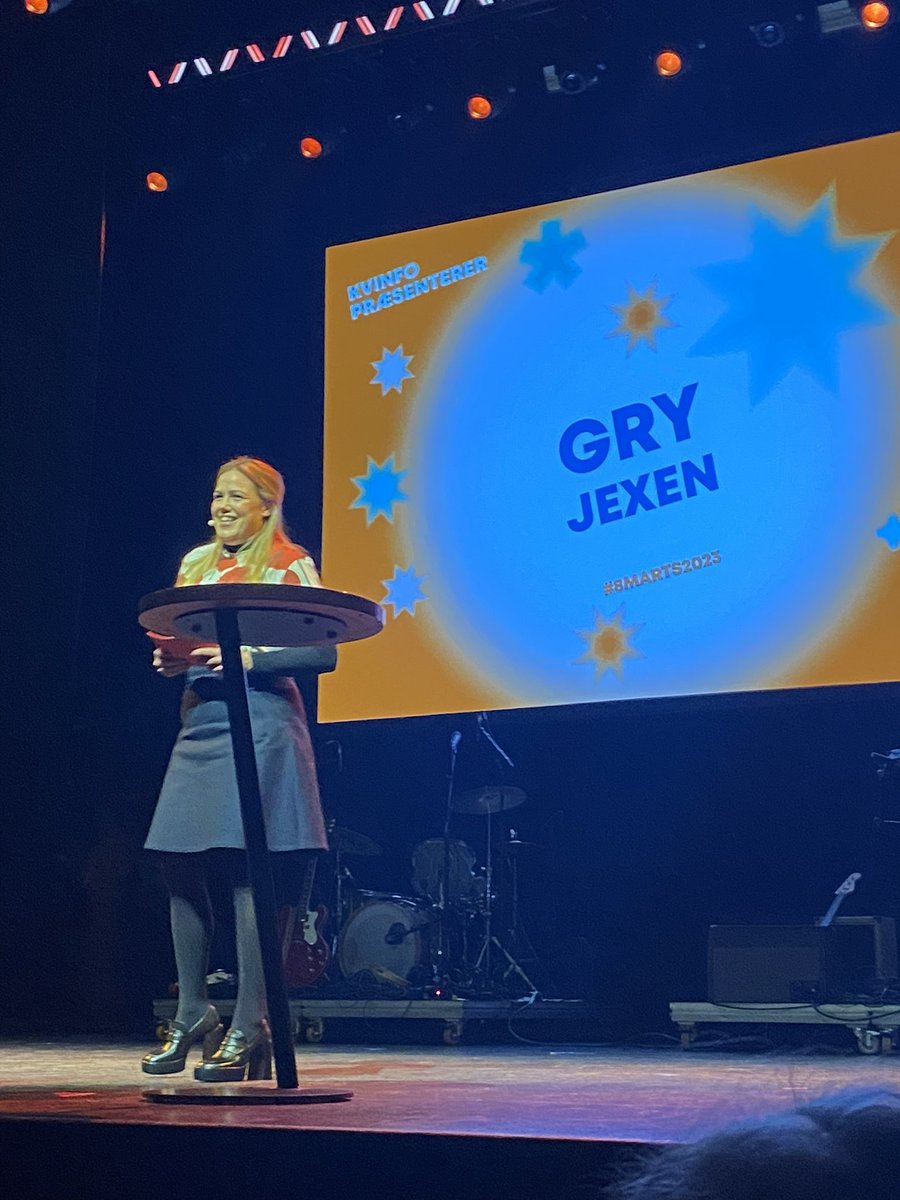 DMCamilla's tweet photo. Fantastiske @GJexen, som er historiker og står bag “kvinde kend din historie,” har med sin bog vist: Jo mere vi kan spejle os i fortiden, jo bedre kan vi forstå vores nutid og skabe det liv og den fremtid, vi ønsker for os selv og vores børn. #dkpol #humaniora @KVINFO https://t.co/iNW1Zpyk1U