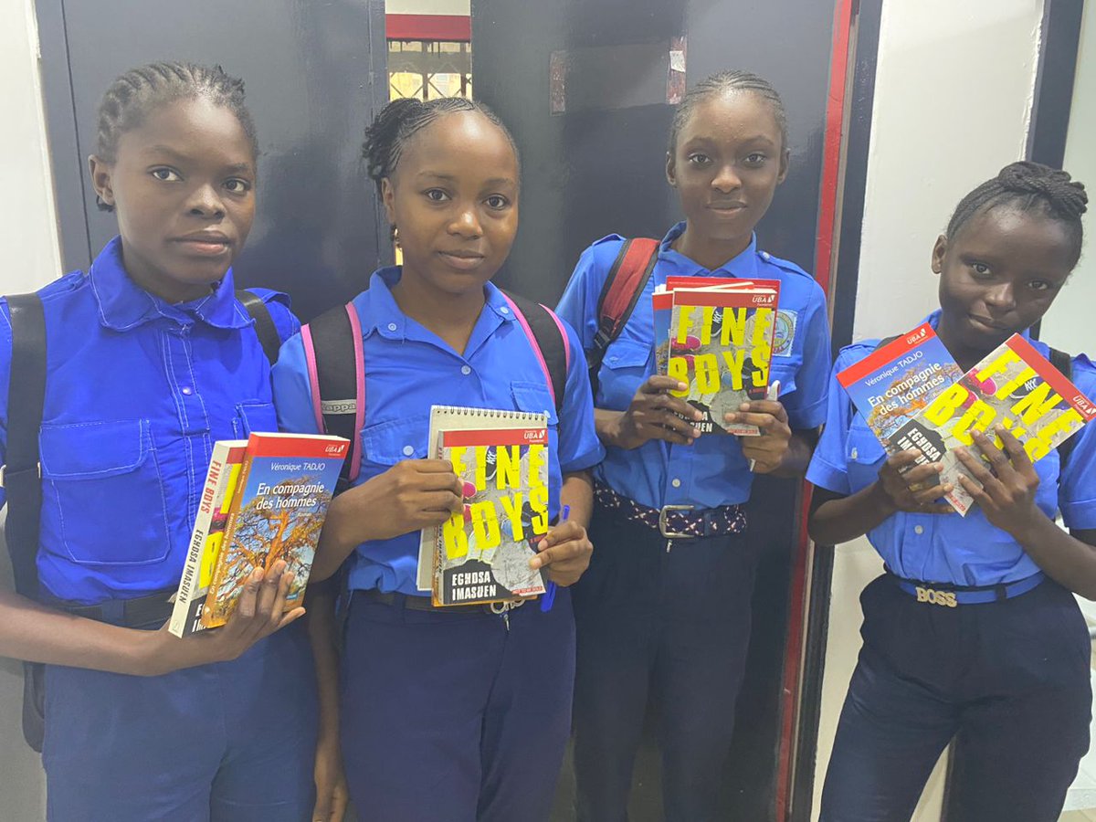 UBACongo's tweet photo. A l’occasion de la journée internationale des droits des femmes, la Fondation UBA a tenu à contribuer à l’inclusion numérique de la femme congolaise en proposant une journée découverte des métiers de la banque digitale à des jeunes lycéennes. 
#JourneeDesDroitsDesFemmes #JIF2023 https://t.co/zrH90SOnQP