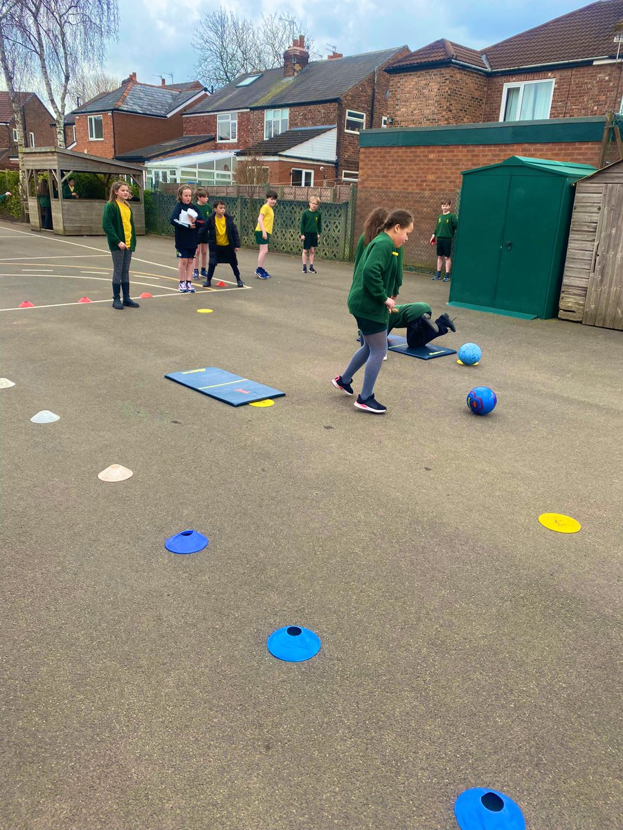 strcps's tweet photo. We celebrated International Women’s Day by holding a girl’s fun football obstacle as part of the FA’s Biggest Football Session #LetGirlsPlay #InternationalWomenDay2023 @TraffordSSP Our Play Leaders did an amazing job at leading the event 👏🏼👏🏼 https://t.co/tI9Qruo4n3