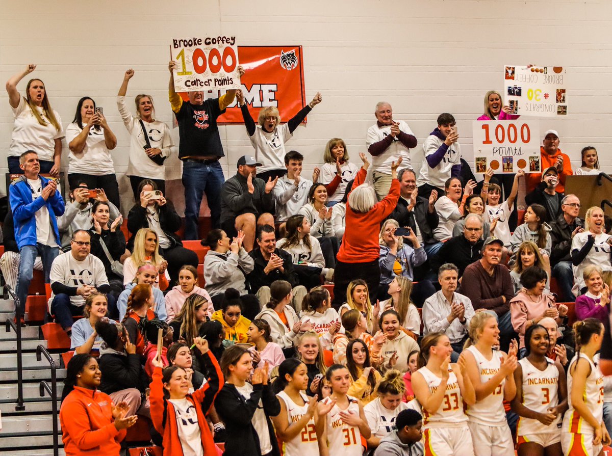 ChrisSchmitz168's tweet photo. “A Grand for Coffey✔️”
IWA senior and @RedbirdWBB commit, Brooke Coffey (30) reached 1️⃣0️⃣0️⃣0️⃣ points during the 2nd half of the C6D3 title game on Tuesday! Congrats @Brookecoffeyy on your career milestone! @iwa_hoops @Athletics_IWA @iwaredknights @scoreboardguy @STLhssports #4AC https://t.co/W0onVCeqHu