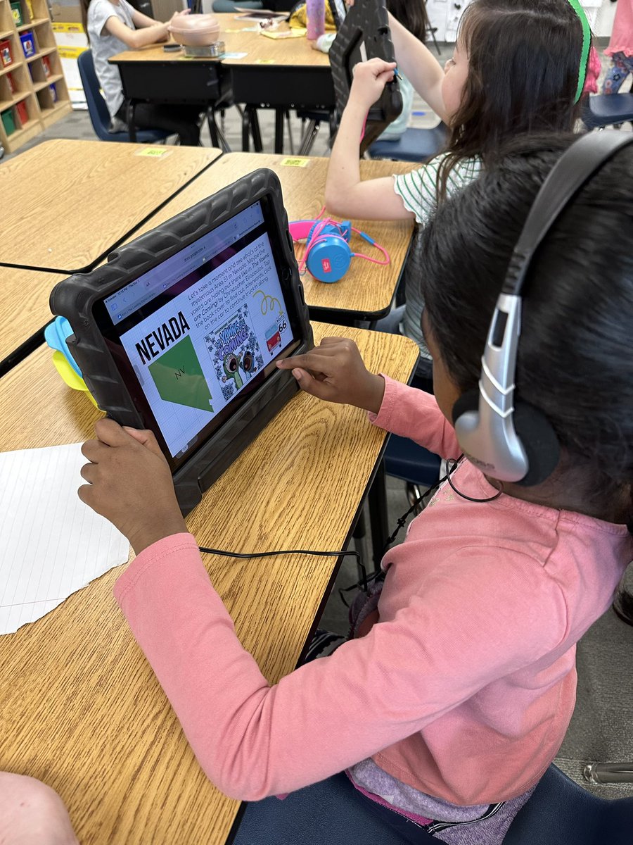 Pennington1st's tweet photo. We enjoyed celebrating Read Across America by working our way through the hyper doc full of awesome reads! #vaughnspringtraining @laurentmonk @VaughnElemFISD https://t.co/mKYZW5TlRd