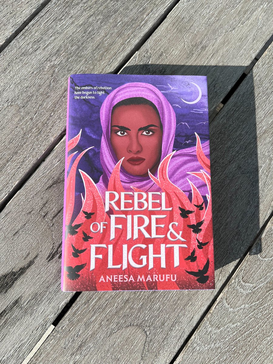 Rebel of Fire and Flight is the story of sixteen-year-old Khadija, who flees her home in a stolen hot air balloon to escape life in an arranged marriage. Don’t miss out on this relevant fantasy adventure by @AneesaMarufu ➡️ bit.ly/3GfKEBt