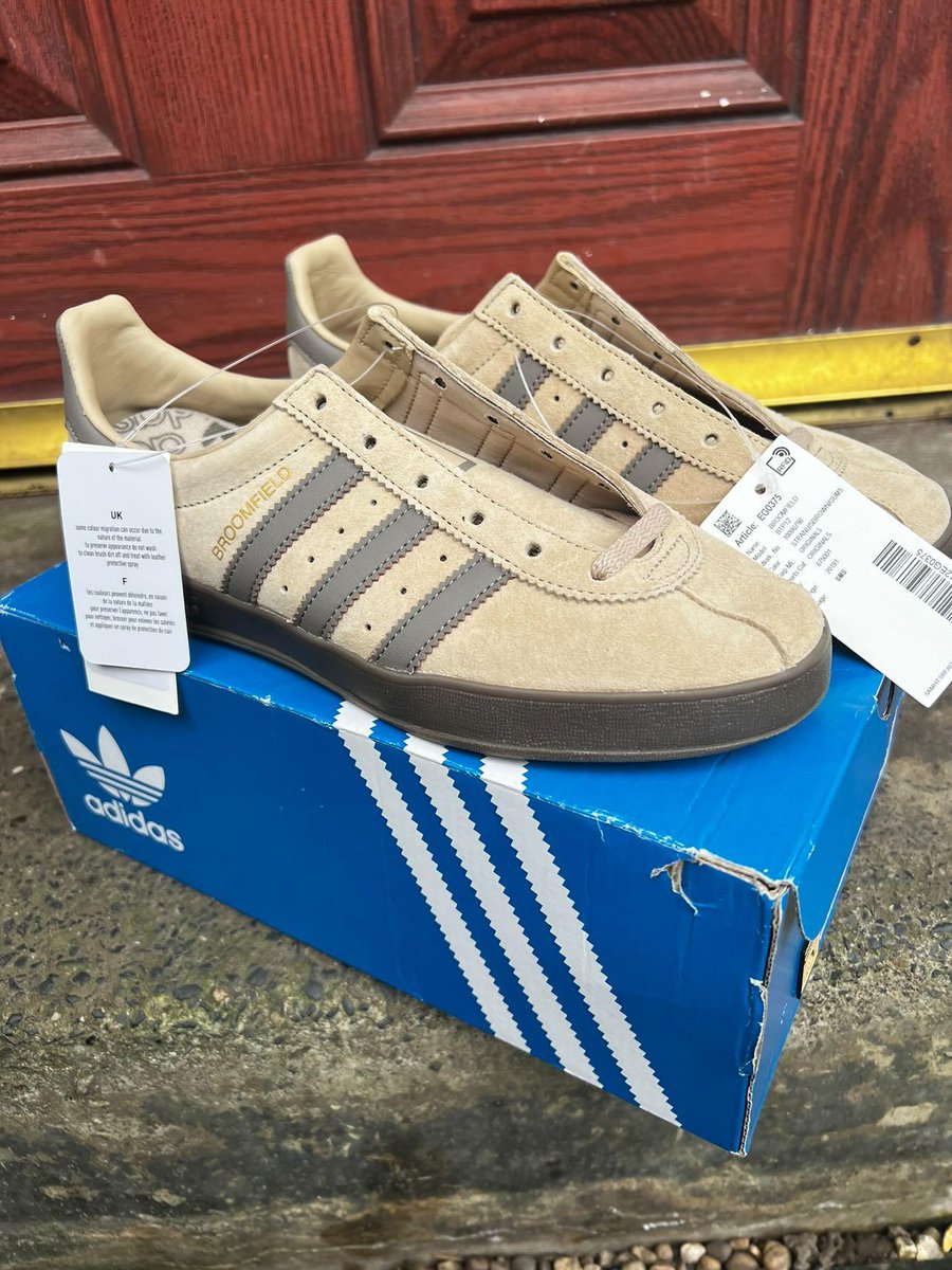 adiFamily_'s tweet photo. Sadly my pal @jamieexley lost his mum to cancer

A raffle is ongoing for a rare pair of adidas Spezial

Please read the info in the pic and make payments to this link - https://t.co/soYqqKeXUO

Shoes &amp; shirt is the prize at the moment, may grow yet, open to 28th April

Please RT https://t.co/97II7kSnoz