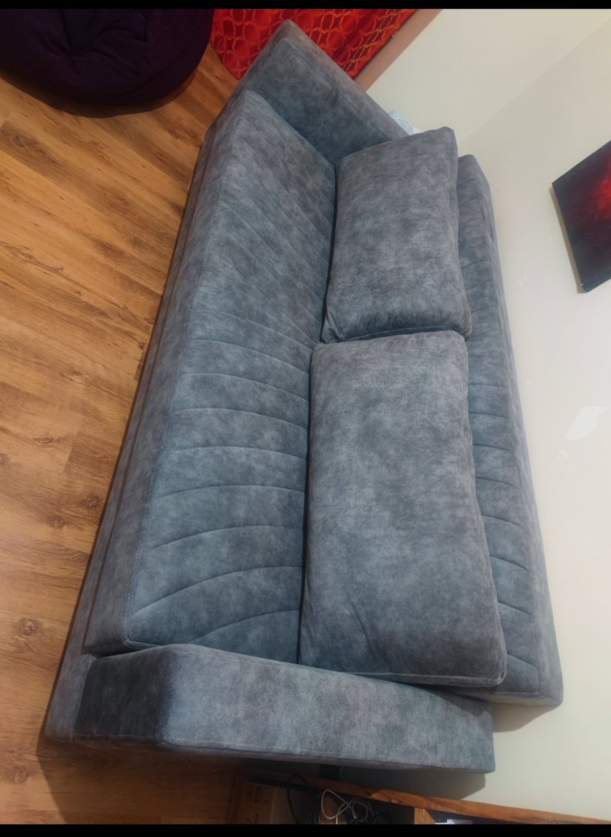 a_kamotho's tweet photo. @mercymurugi @Kurlycheeks I have a single piece that converts to a 4ft wide bed https://t.co/DXMcxlZLYS
