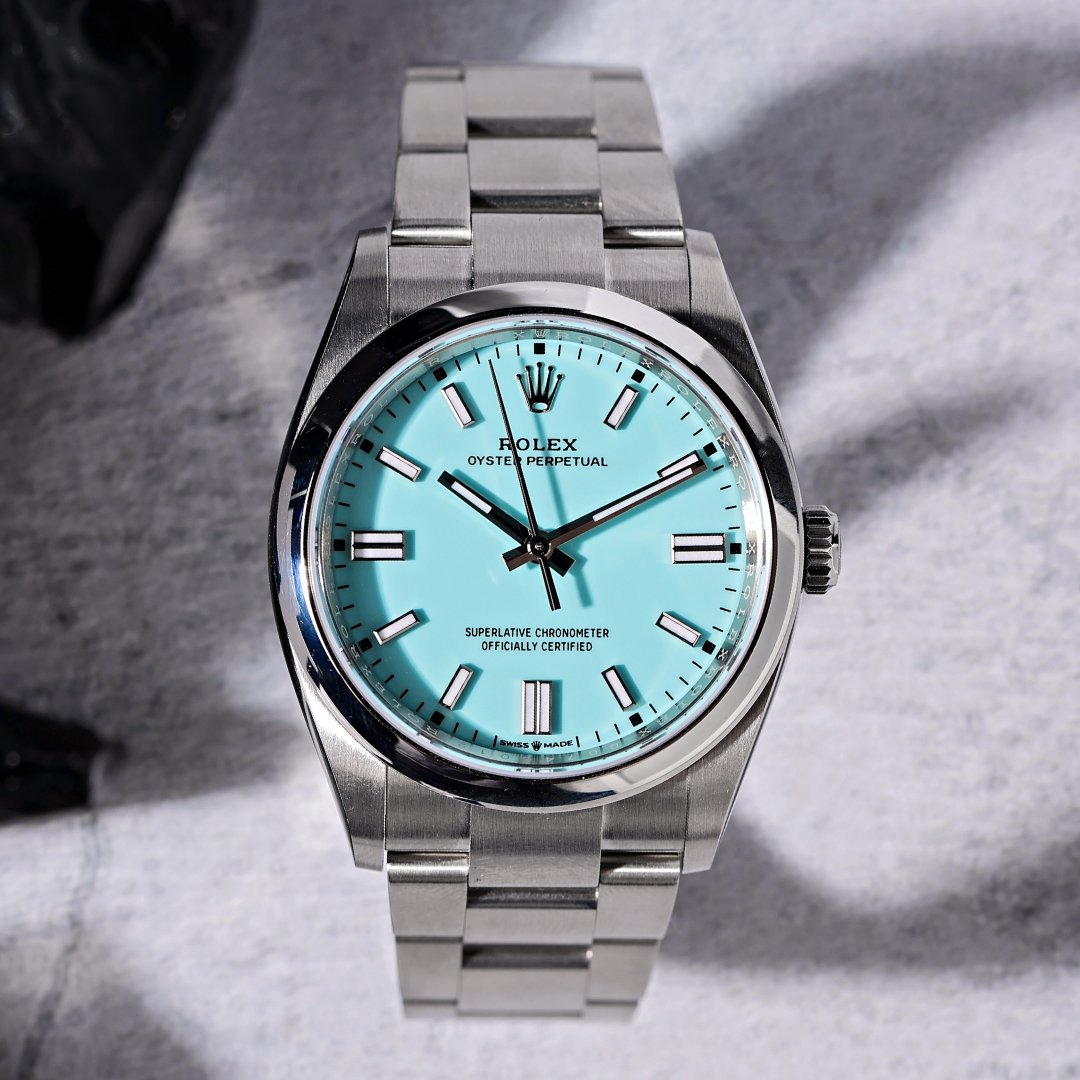 Spending #WatchWednesday with Tiffany.

The Rolex Oyster Perpetual hopped on the Tiffany dial trend in 2020 with the release of several Stella-inspired dial colors. Turquoise - aka 'Tiffany blue' - was recently discontinued, making it even more collectible than ever before.