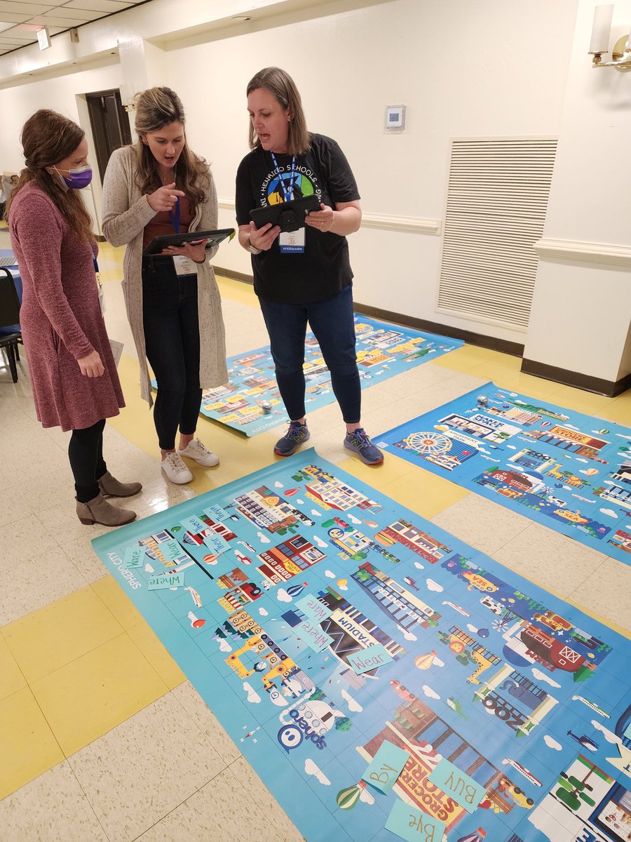 PCPSIn2GreatTec's tweet photo. Petersburg’s very own ITRTs did an amazing job presenting “SpheroBOLTing Through Space Stations”🛸Sphero Bolt lessons that can be adapted for any content at #EdTechRVA! @DanicaMillner @GRAETCorg 🪐🚀 https://t.co/RMwzGKhALH