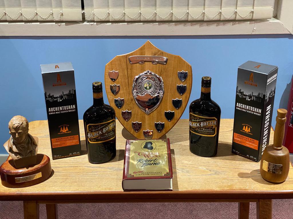 AyrshireABC's tweet photo. Tonight’s the annual Ross Roy Memorial back on the calendar after a forced COVID hiatus. Quiz Master Angus Middleton ready to test the brains of those gathered https://t.co/ibfWey8n1z