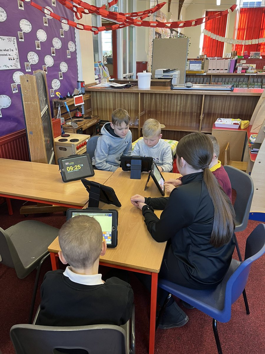 keltyps's tweet photo. Excellent collaboration and leadership on show as our P7s support P3s by introducing a new online literacy programme. What better way to learn, than from each other! #supportandlearn #idl #teamKelty https://t.co/yOiqy6rp1S